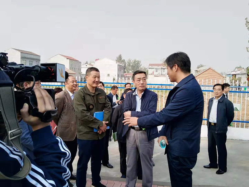 �±�GG��������ҵƽ̨